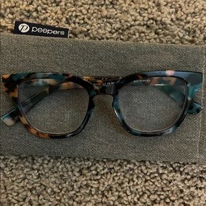 Peepers Women's Tortoise Glasses